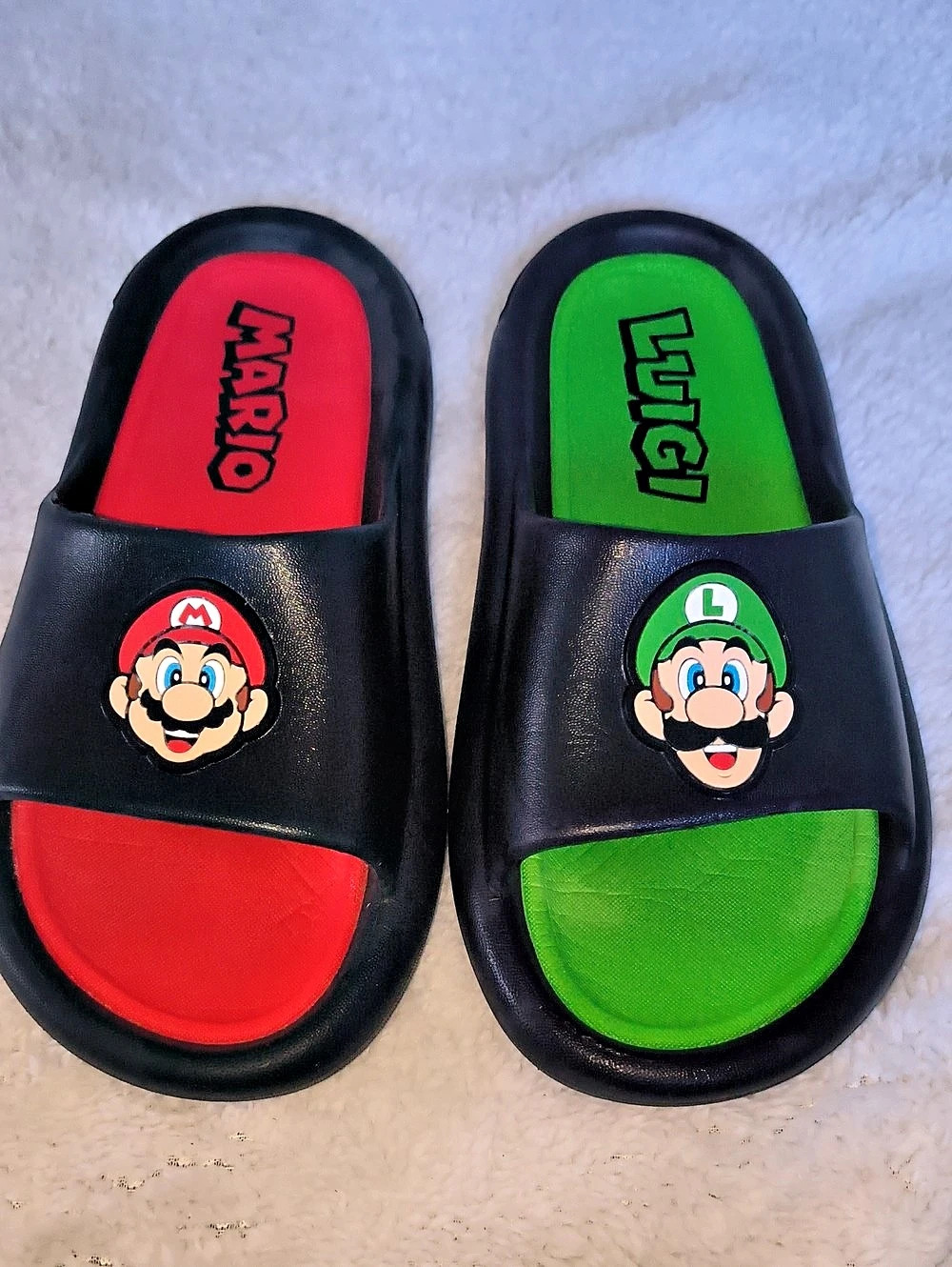 Nintendo Super Mario and Luigi Kids Slide Sandals Black & Red
